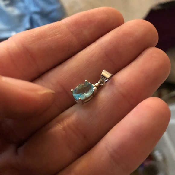 Aquamarine earrings and pendant together - Picture 2 of 5